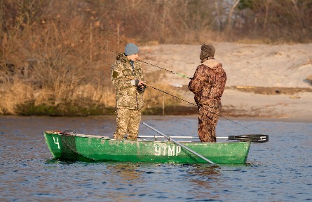 Оренда човна  Язь в Києві